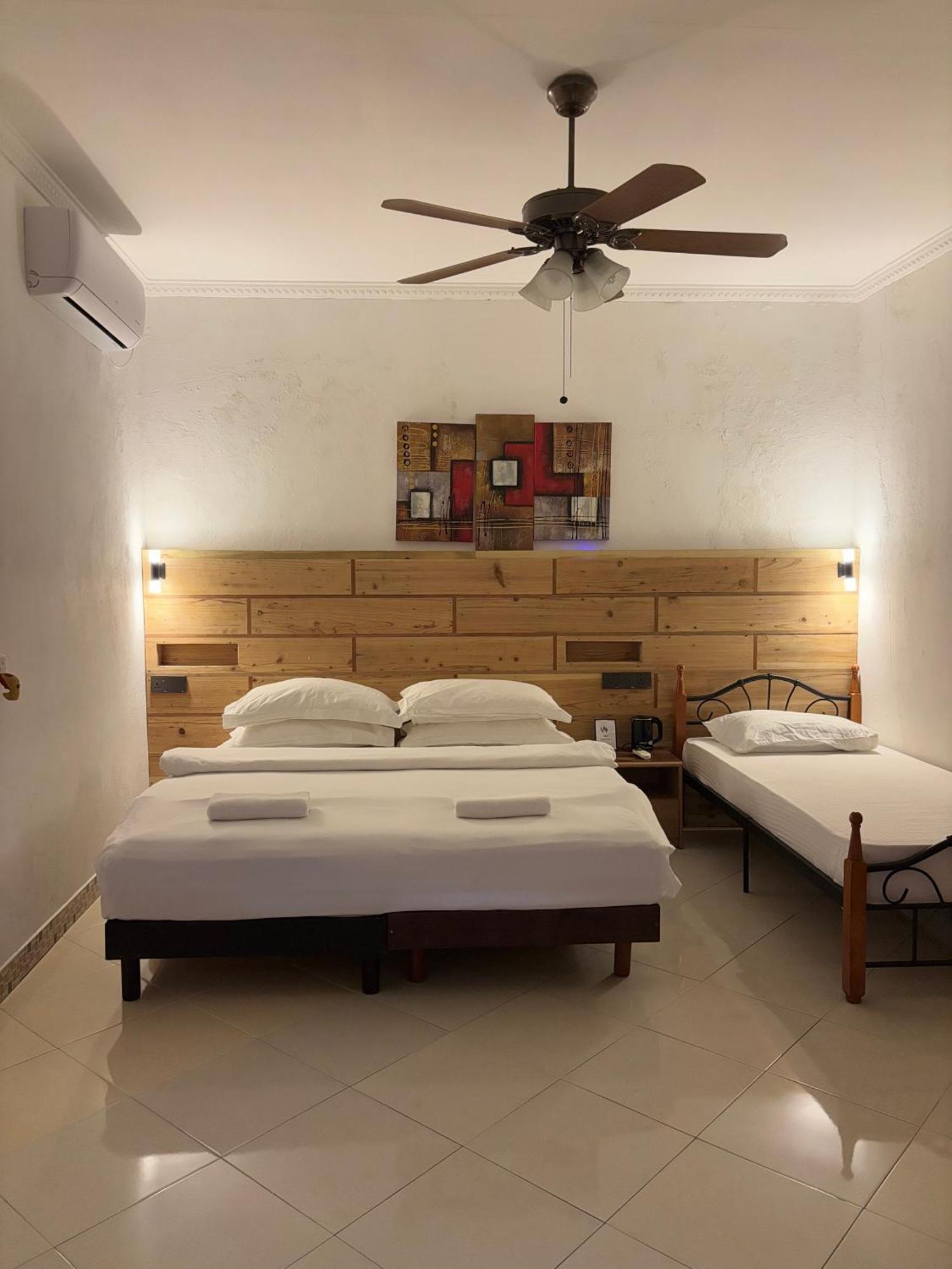 Aloha Inn Химмафуши Экстерьер фото